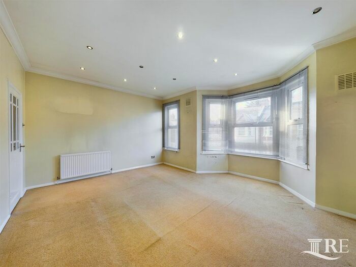 1 Bedroom Flat To Rent In West Ella Road, London, NW10