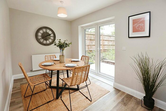 3 Bedroom Semi-Detached House For Sale In Weston Close, Gosport, PO13