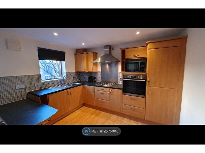 2 Bedroom Flat To Rent In Leadmill Street, Sheffield, S1