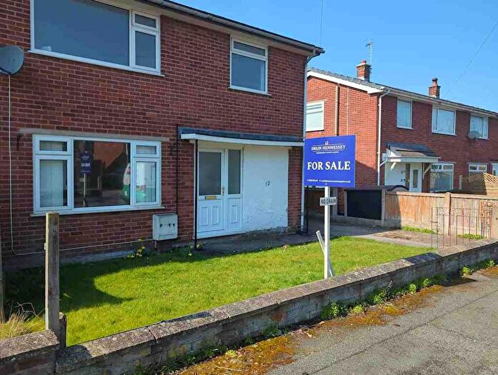 3 Bedroom Semi-Detached House For Sale In Pant Glas, Sychdyn, CH7