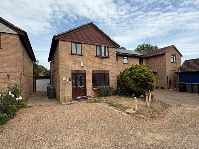 4 Bedroom Detached House For Sale In Mellis Court, Felixstowe, IP11