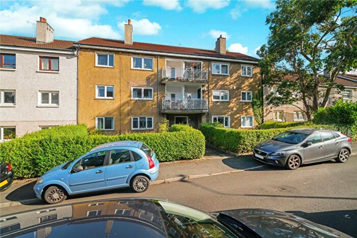2 Bedroom Flat For Sale In Ashmore Road, Glasgow, Lanarkshire, G43
