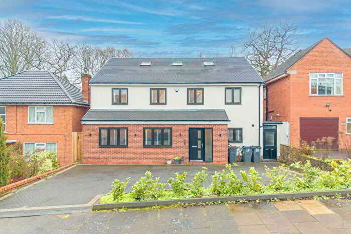 5 Bedroom Detached House For Sale In Moorcroft Road, Moseley, B13