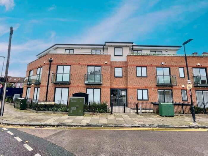 3 Bedroom Property To Rent In Beechfield Road, London, N4