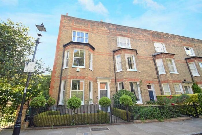 5 Bedroom End Of Terrace House To Rent In Montpelier Row, Twickenham, TW1