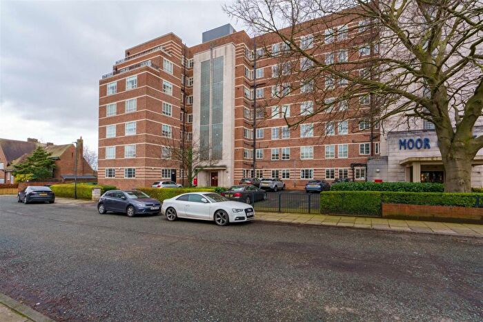 2 Bedroom Apartment To Rent In Moor Court, Westfield, Newcastle Upon Tyne, NE3