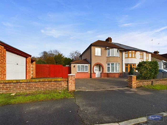 4 Bedroom Property To Rent In Merewood Road, Bexleyheath, DA7