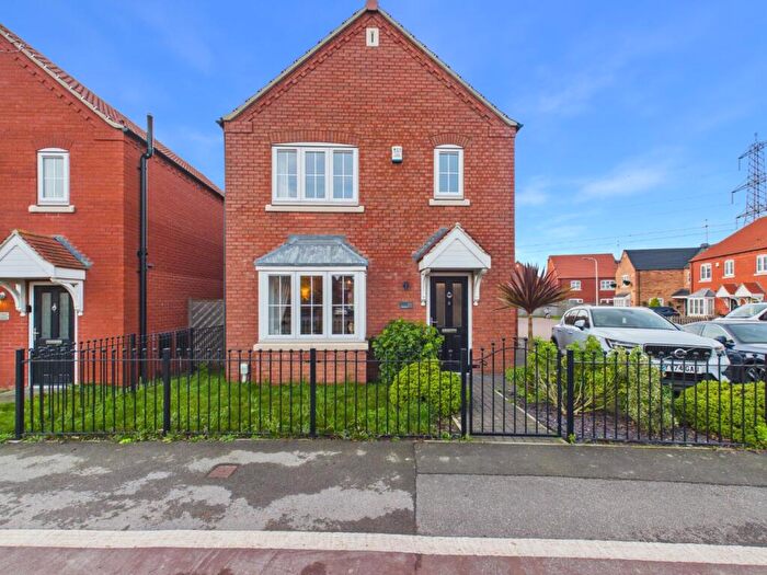 3 Bedroom Detached House For Sale In Grosvenor Road, Kingswood, Hull, HU7