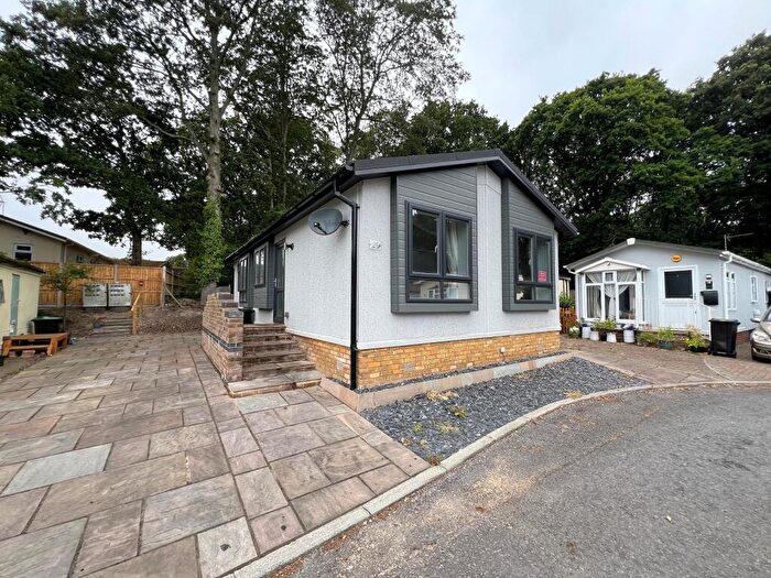 2 Bedroom Mobile Home For Sale In Woodlands Park, Stopples Lane, Hordle, Lymington, Hampshire., SO41