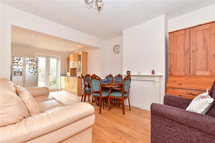 3 Bedroom Terraced House For Sale In Brian Road, Chadwell Heath, Essex, RM6