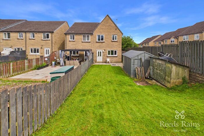 3 Bedroom Semi-Detached House For Sale In Alpine Close, Halifax, West Yorkshire, HX2
