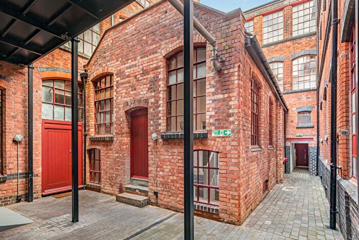 2 Bedroom Flat To Rent In Vittoria Street, Birmingham, B1