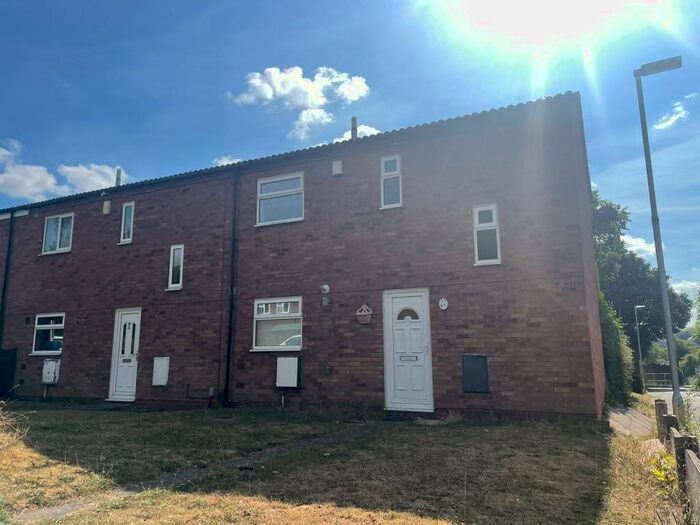 3 Bedroom House To Rent In Holwick, Tamworth, B77