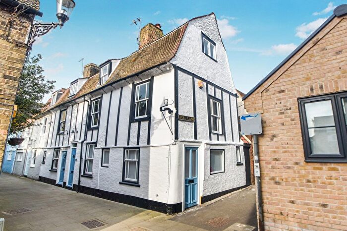 3 Bedroom End Of Terrace House For Sale In Free Church Passage, St. Ives, PE27