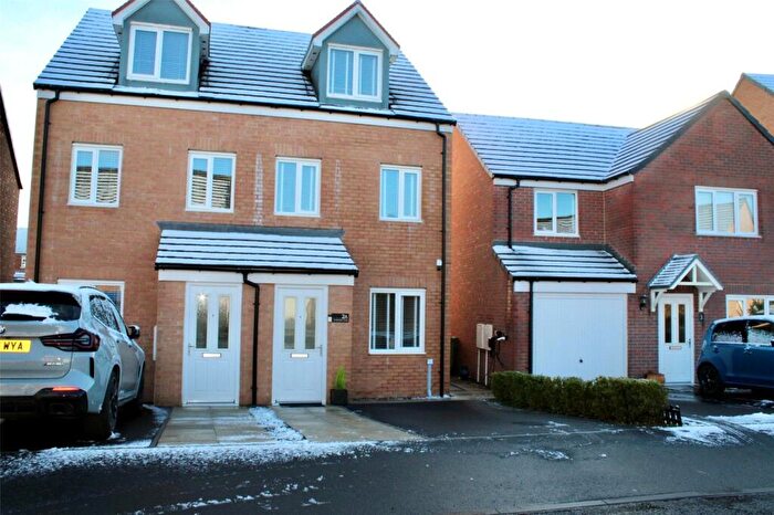 3 Bedroom Semi-Detached House For Sale In Whitethroat Close, Houghton Le Spring, DH5