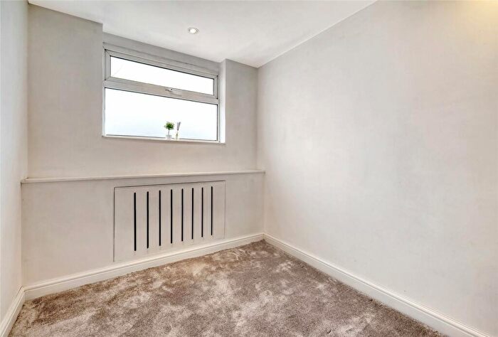 2 Bedroom Apartment For Sale In Silchester Corner, Thorpe Bay Borders, Essex, SS3