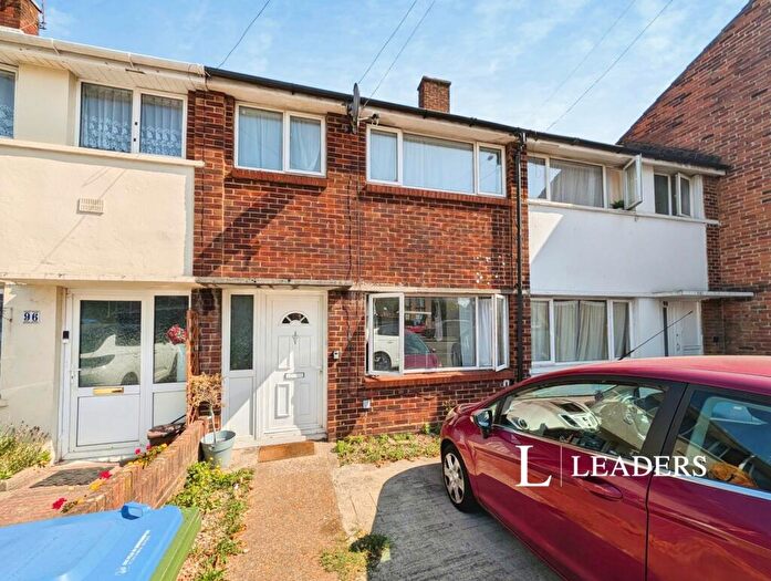 5 Bedroom Terraced House For Sale In St. Andrews Road, Southampton, Hampshire, SO14