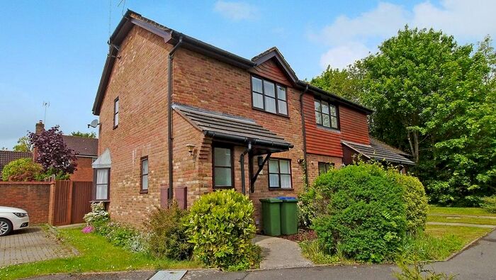 2 Bedroom Terraced House To Rent In Park Farm Close, Horsham RH12
