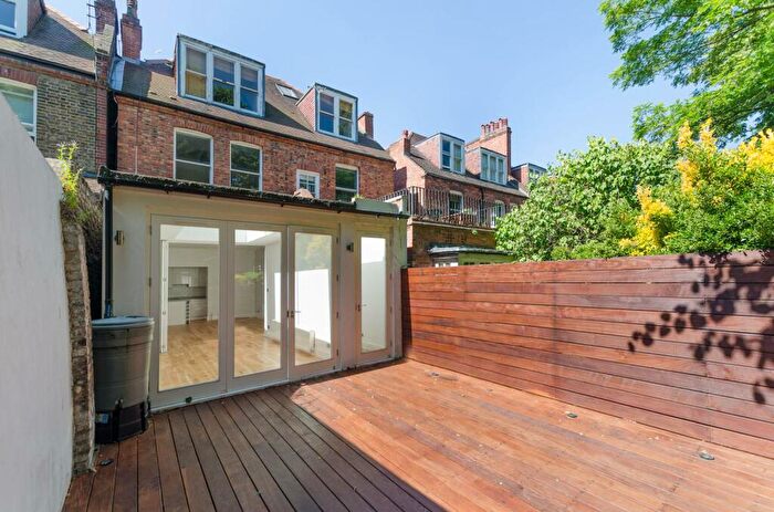 1 Bedroom Flat To Rent In Lambolle Road, Belsize Park, London, NW3