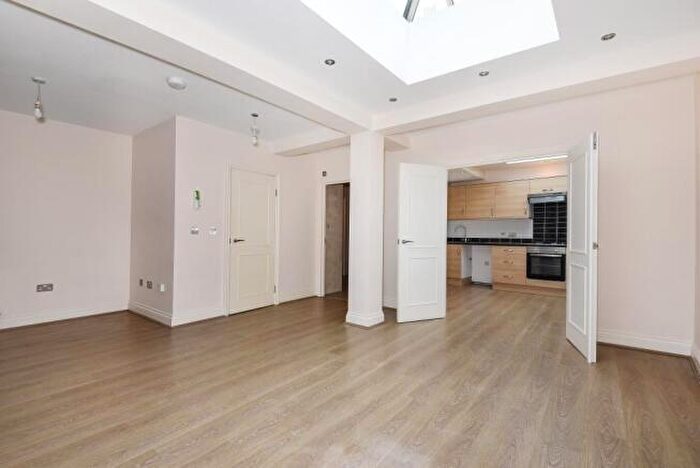 1 Bedroom Apartment To Rent In Market Place, Newbury, RG14