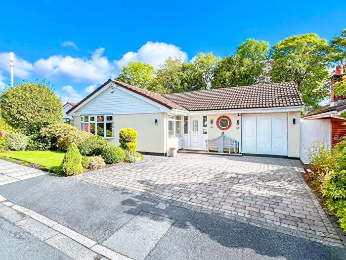 3 Bedroom Detached Bungalow For Sale In Abbey Drive, Seddons Farm, Bury, BL8