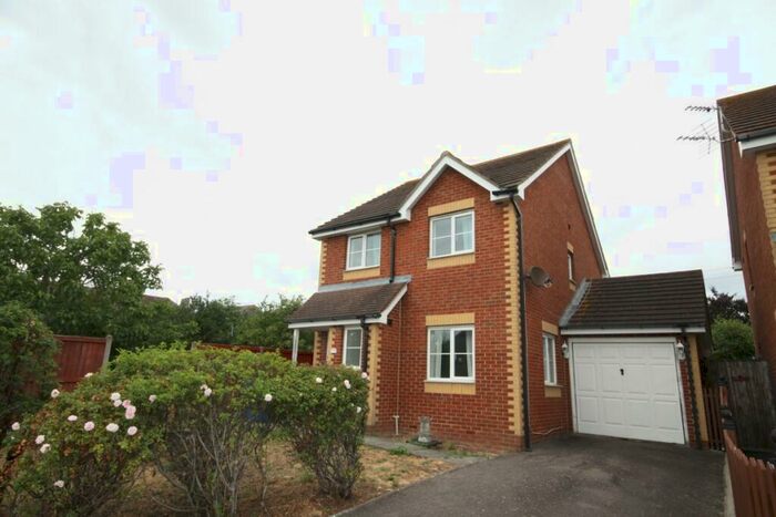 3 Bedroom Detached House To Rent In Marsh Rise, Sittingbourne, ME10