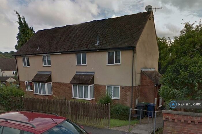 1 Bedroom Terraced House To Rent In Buckingham Drive, High Wycombe, HP13