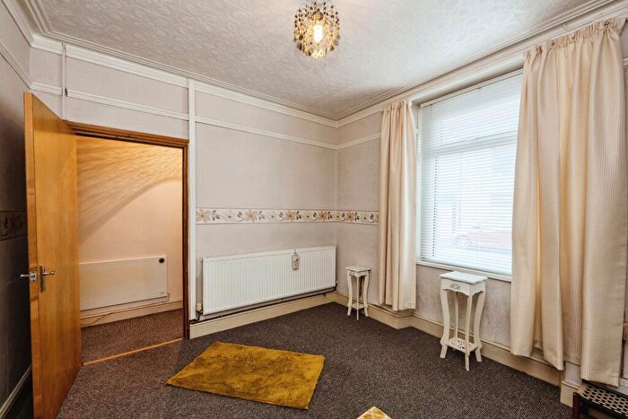 3 Bedroom Terraced House For Sale In Argyle Street, Swansea, SA1