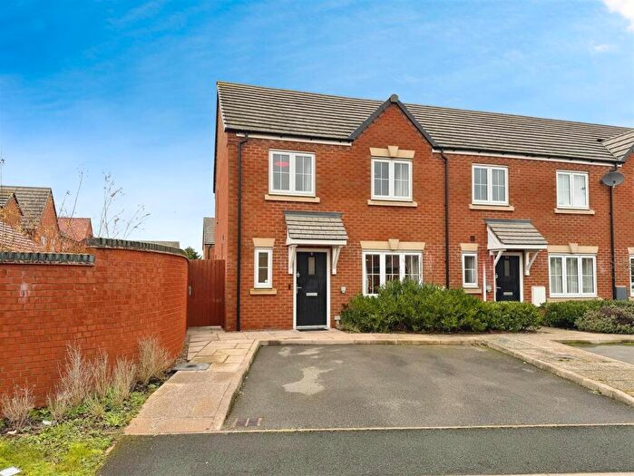 3 Bedroom End Of Terrace House For Sale In Pentland Crown Place, Bishops Tachbrook, Leamington Spa, CV33