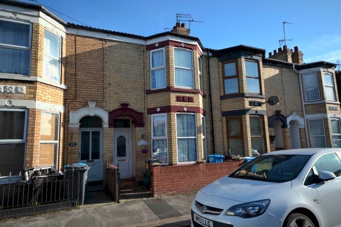 3 Bedroom Terraced House To Rent In East Park Avenue, Hull, HU8