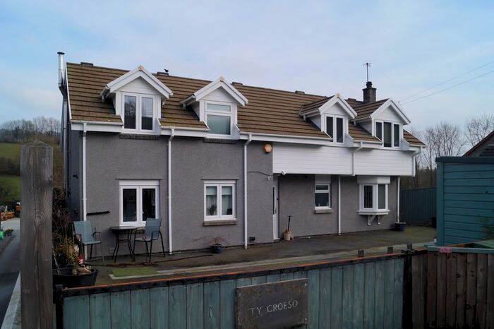 4 Bedroom Detached House For Sale In Gorrig Road, Llandysul, SA44