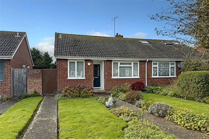 2 Bedroom Bungalow For Sale In Ashurst Way, East Preston, Littlehampton, West Sussex, BN16