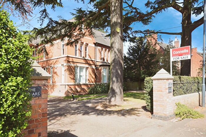 2 Bedroom Flat For Sale In Lillington Road, Leamington Spa, CV32