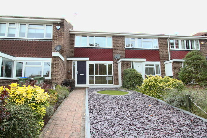 3 Bedroom Terraced House To Rent In Knoll Road, Sidcup, DA14