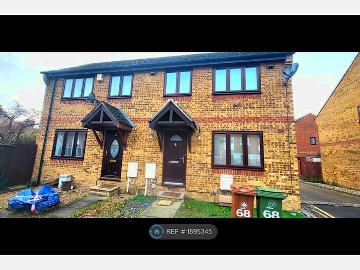 2 Bedroom Semi-Detached House To Rent In Wolseley Road, Mitcham, CR4