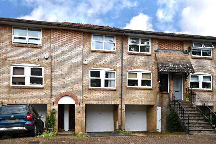 1 Bedroom Terraced House To Rent In Saville Row, Hayes, Bromley, BR2