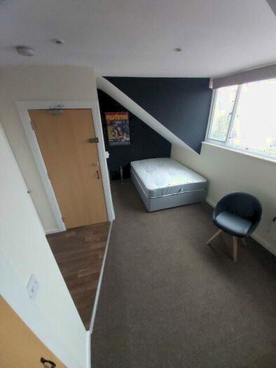 Studio To Rent In Irwin Approach, Halton, LS15