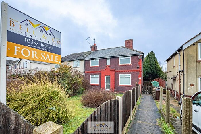 3 Bedroom Semi-Detached House For Sale In The Crescent, Thurcroft, Rotherham, S66