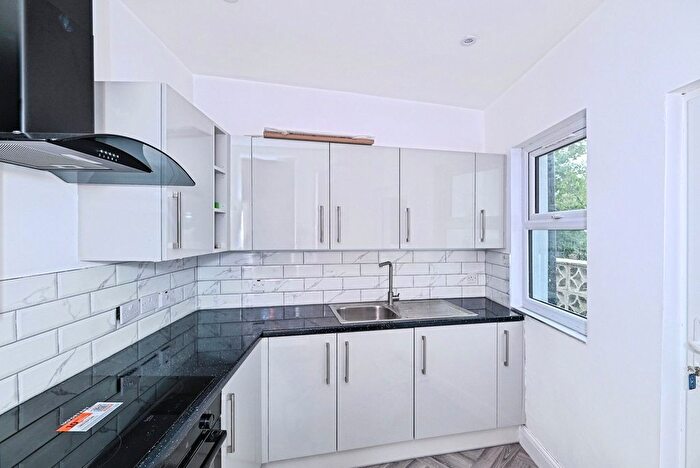 2 Bedroom Terraced House For Sale In Clarence Avenue, Rochester, Kent, ME1