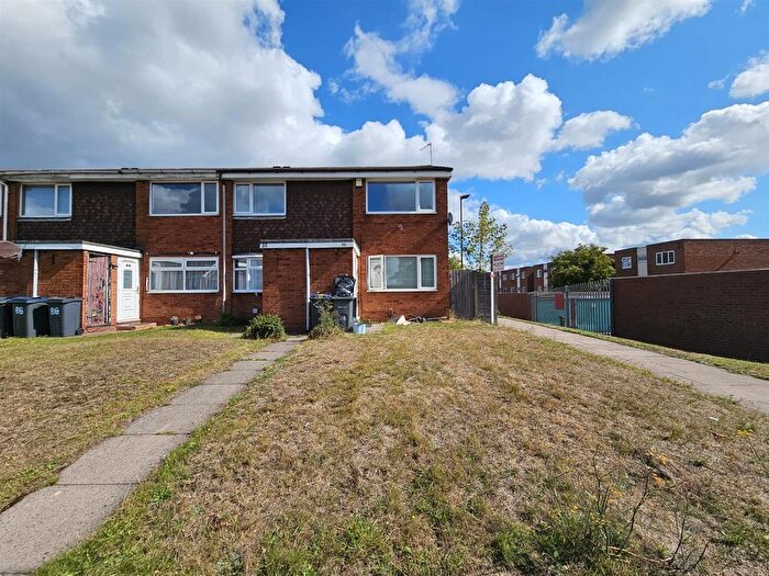 2 Bedroom Maisonette To Rent In North Park Road, Erdington, Birmingham, B23