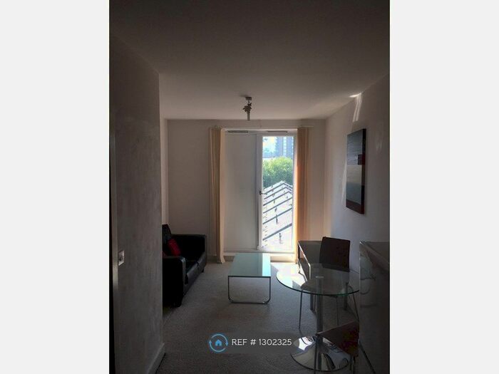 1 Bedroom Flat To Rent In Deans Road, Salford M3