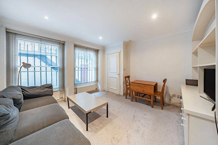 1 Bedroom Flat To Rent In Courtfield Road, South Kensington, London, SW7
