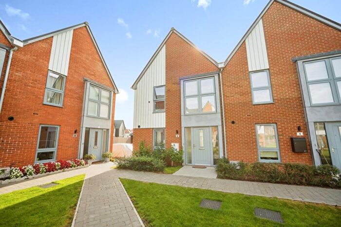 3 Bedroom Property To Rent In Skipper Walk, Ashford, TN24