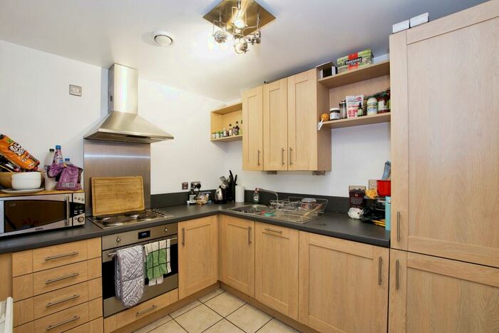 2 Bedroom Flat For Sale In Baltic Quay, Gateshead, NE8