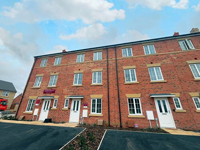 4 Bedroom End Of Terrace House For Sale In Uffington Road, Stamford, PE9