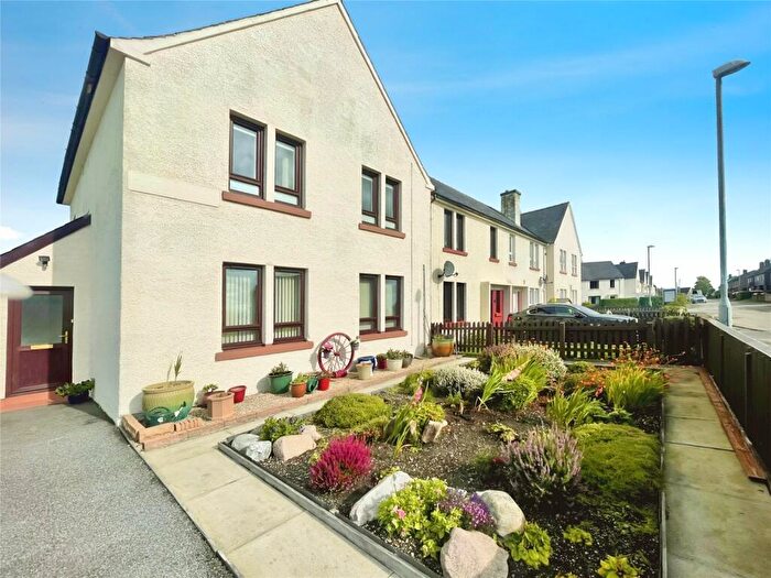 4 Bedroom End Of Terrace House To Rent In Gordon Terrace, Invergordon, Highland, IV18