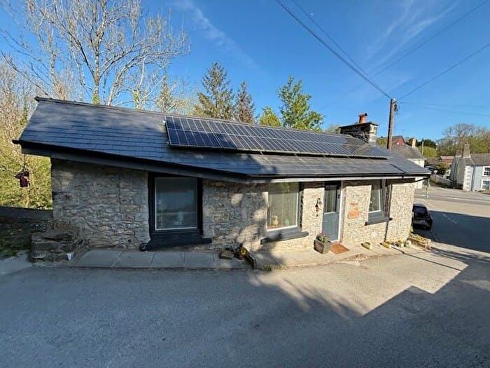 2 Bedroom Cottage For Sale In Llanarth, Ceredigion, SA47