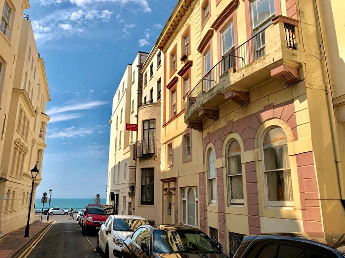 1 Bedroom Flat To Rent In Grafton Street, Kemp Town, BN2