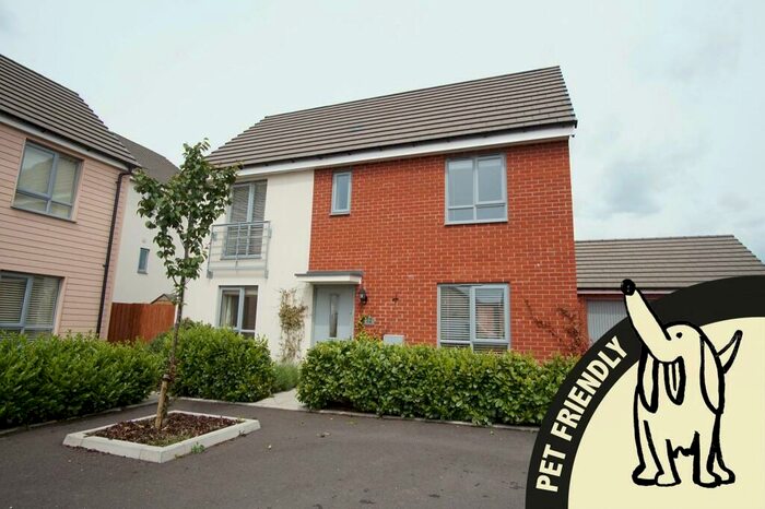 3 Bedroom Detached House To Rent In Great Copsie Way, Stoke Gifford, Bristol, BS16