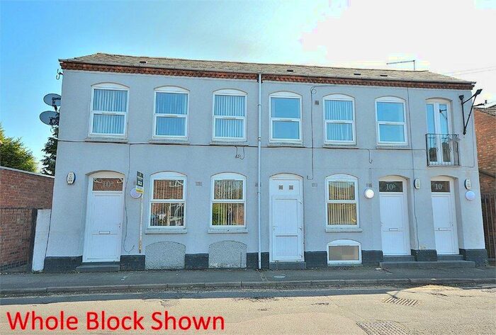 2 Bedroom Apartment To Rent In South Street, Abington, Northampton, NN1